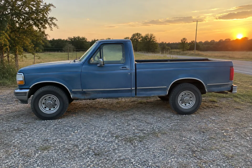 Blue pickup truck photo, side view